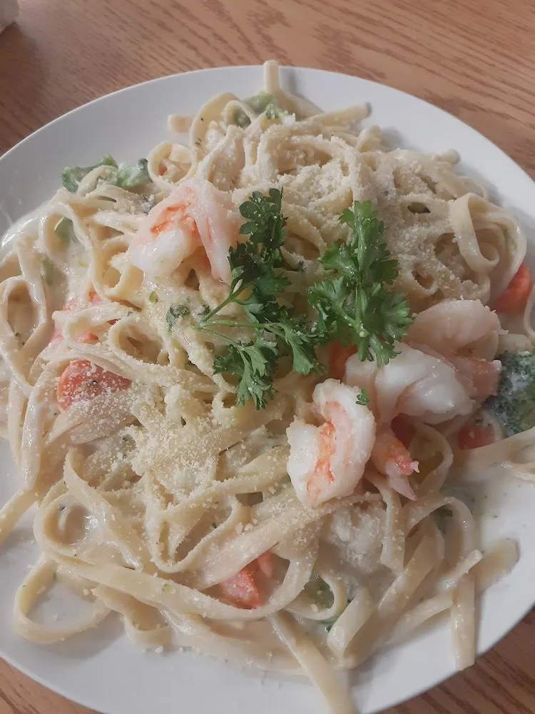 Shrimp Alfredo Pasta